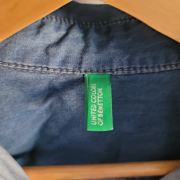 United Colors of Benetton denim shirt - Picture 2 of 5